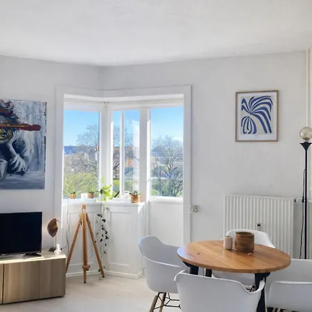 Danish Style Apartment *